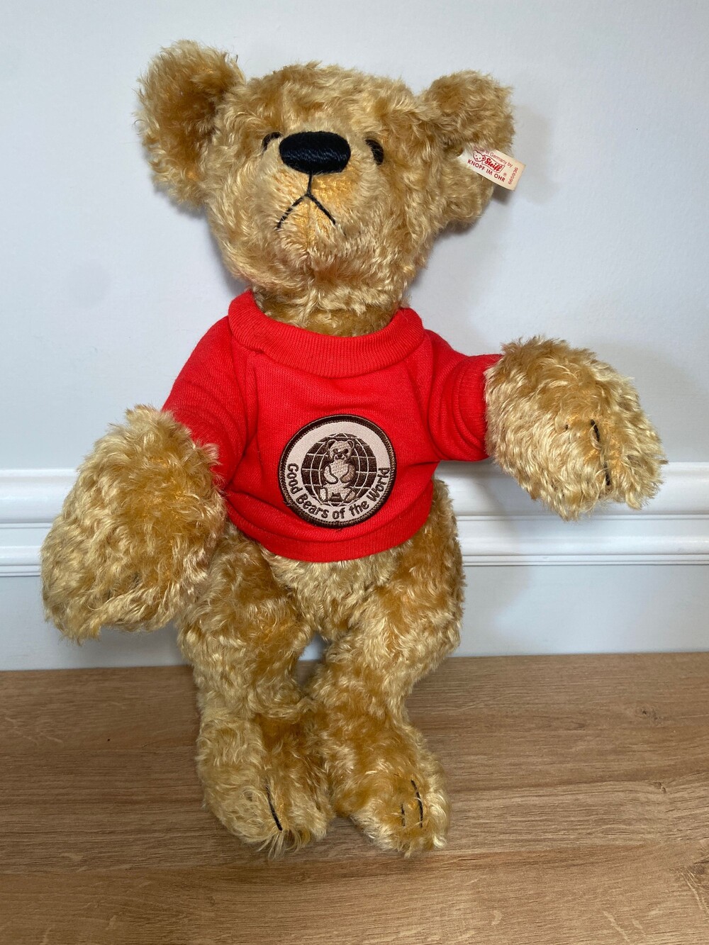 Steiff 665936 Limited Edition Gulliver Good Bears of the World Collectible Bear